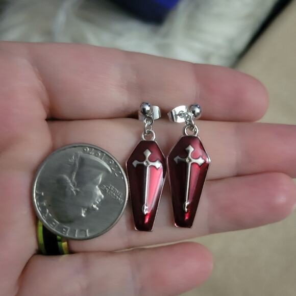 Coffin and cross red & silver tone gothic earrings - Picture 2 of 2